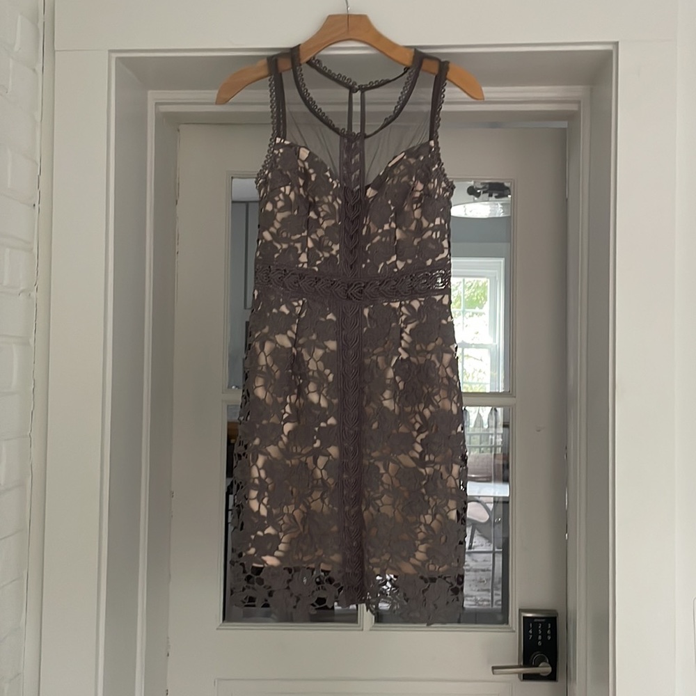 Soíeblu Lace Cocktail Dress